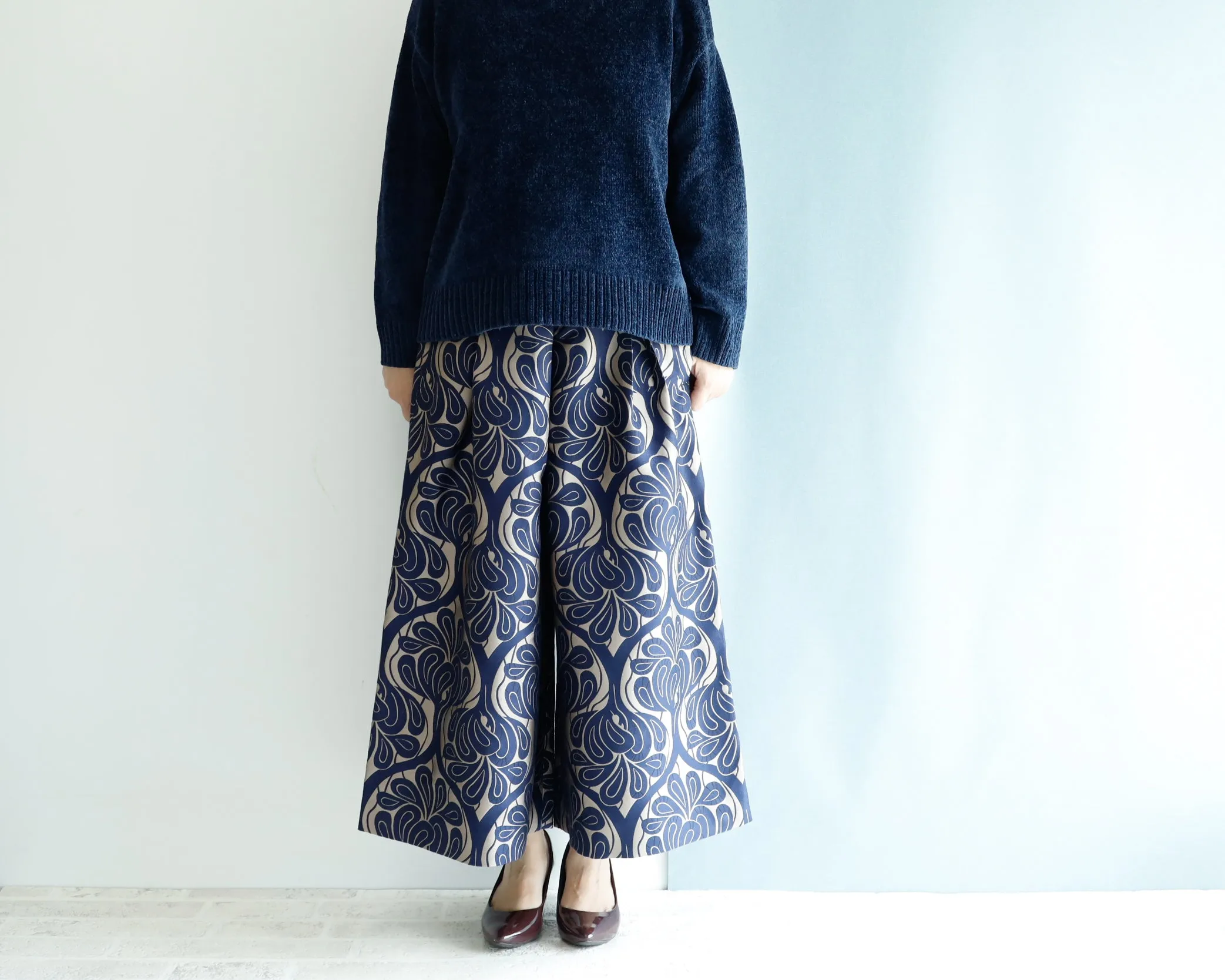 <P06CG85>  COVENT GARDEN GAUCHO trousers Gray